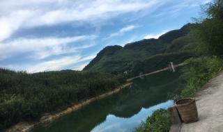 山清水秀风光好 山清水秀风光好